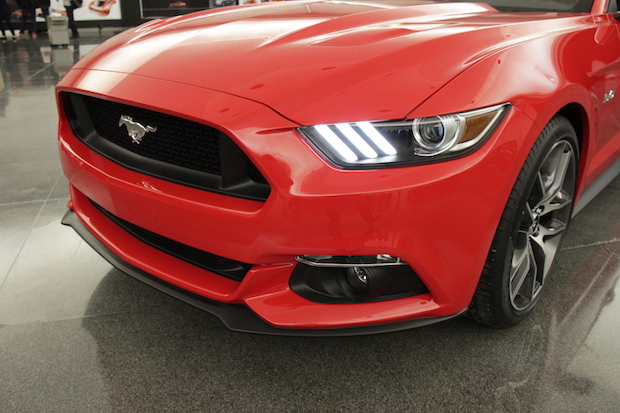 2015 Ford Mustang Front End