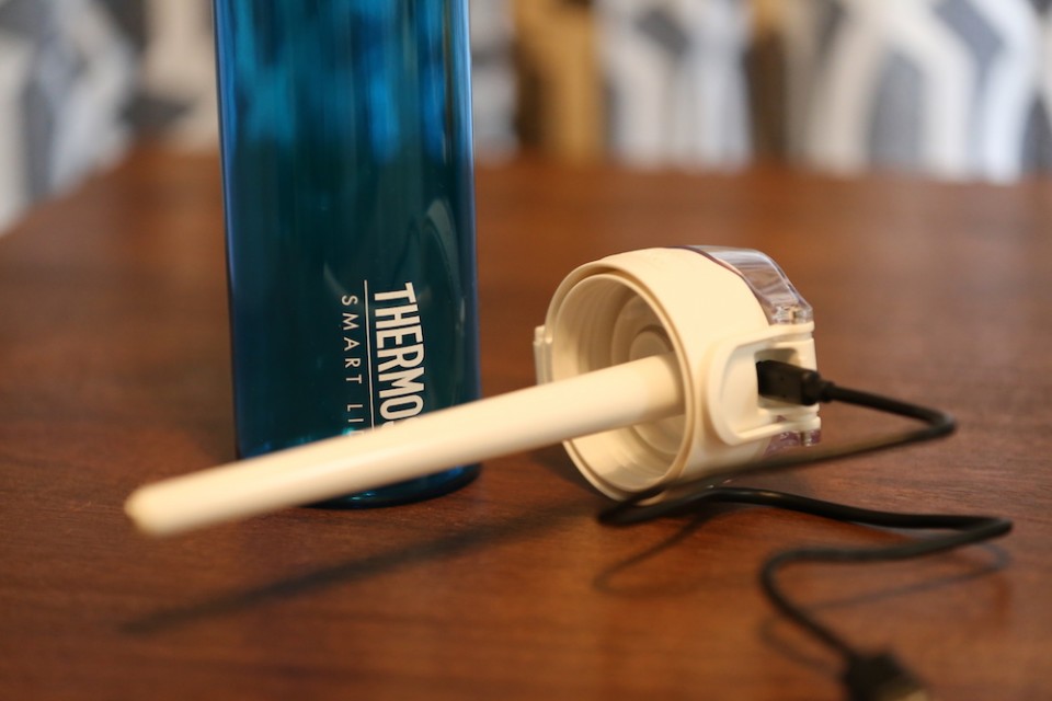 Thermos Connected Hydration Bottle with Smart Lid