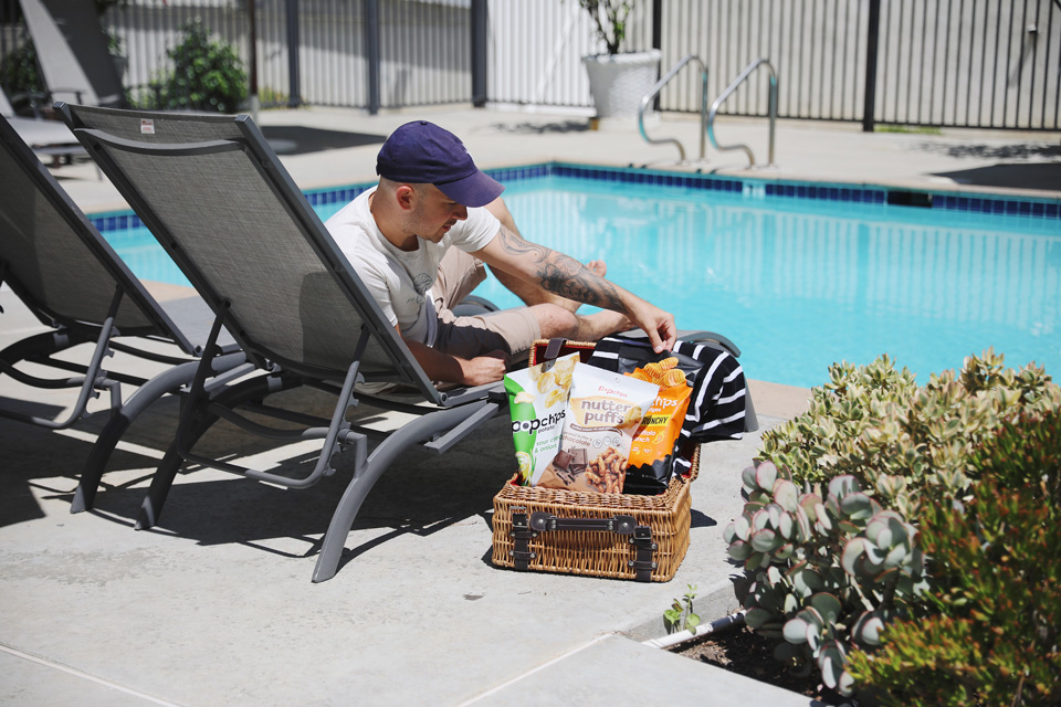 Snacking poolside with popchips
