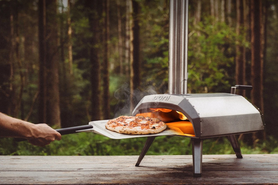 Ooni Karu Wood and Charcoal Pizza Oven