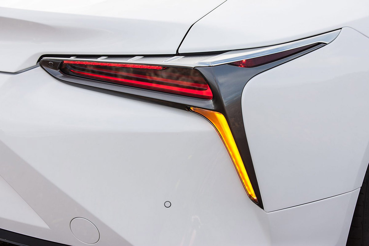 taillights inspired by a jet's afterburners