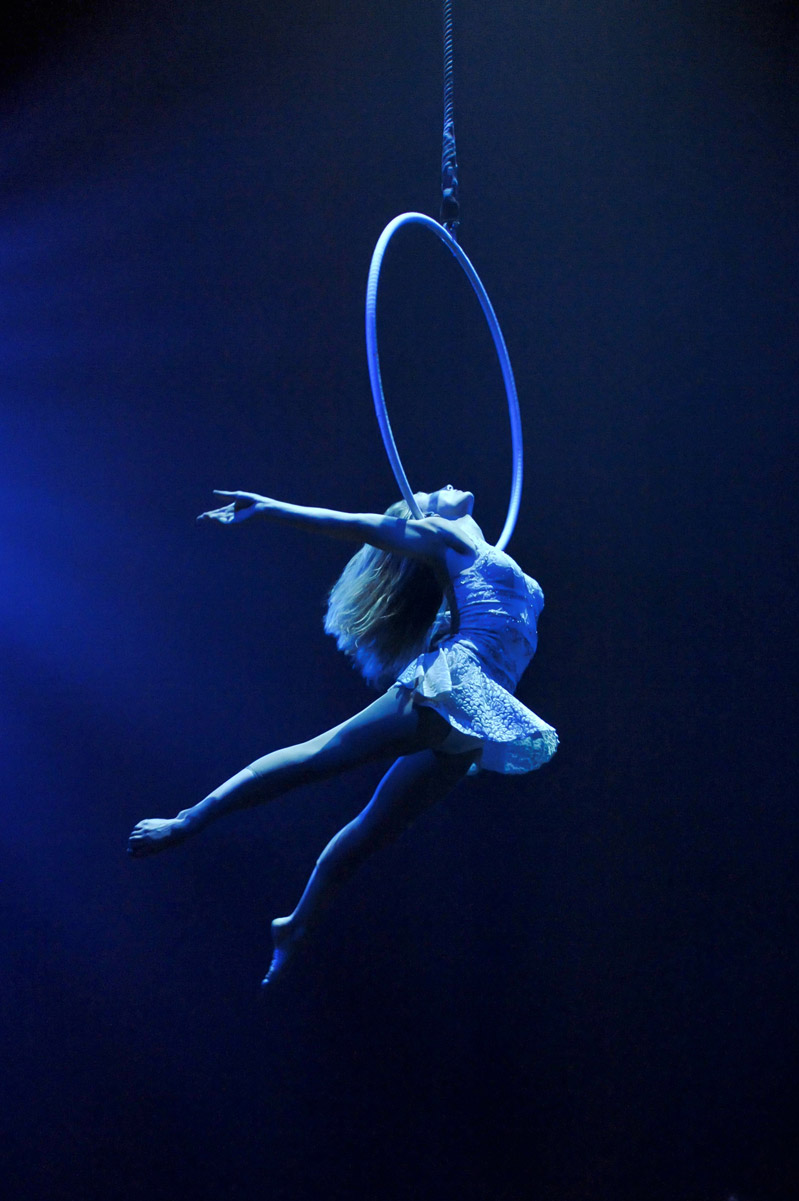 Cirque Eloize shows coming to Sun Princess