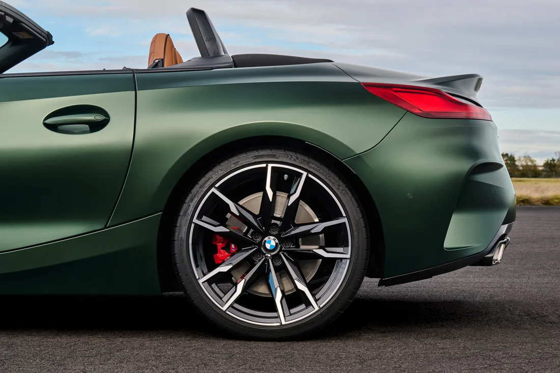 2025 BMW Z4 M40i wheels