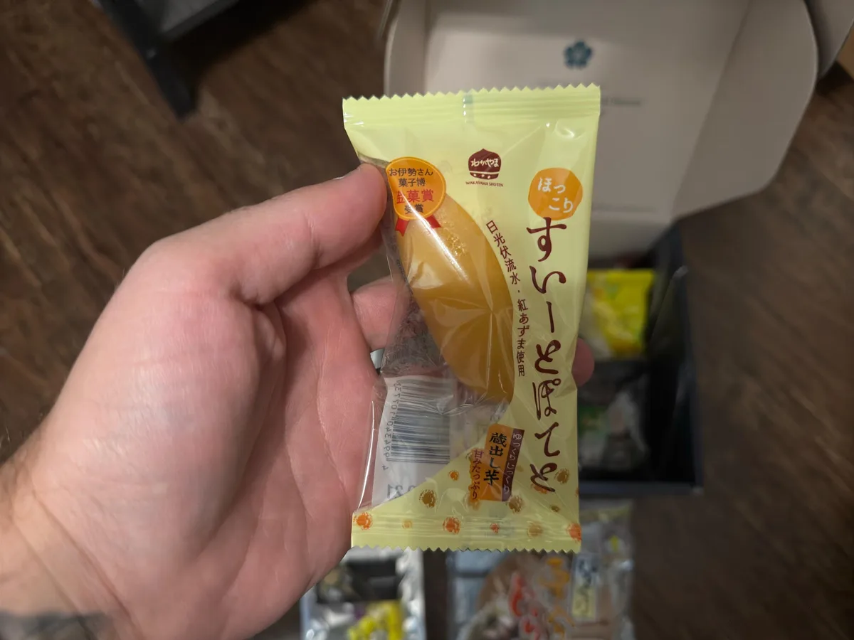 Japanese sweets in the Sakuraco box