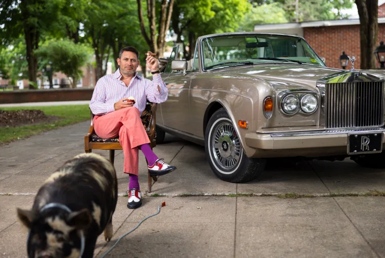 Raj Bhakta wit his pig promoting BHAKTA Hogsworth release