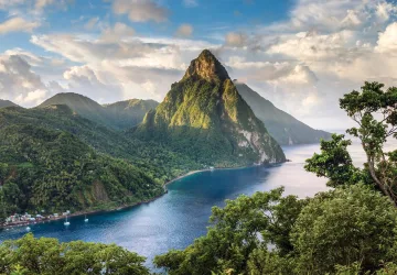 Best Cruise Lines for Luxury Travelers