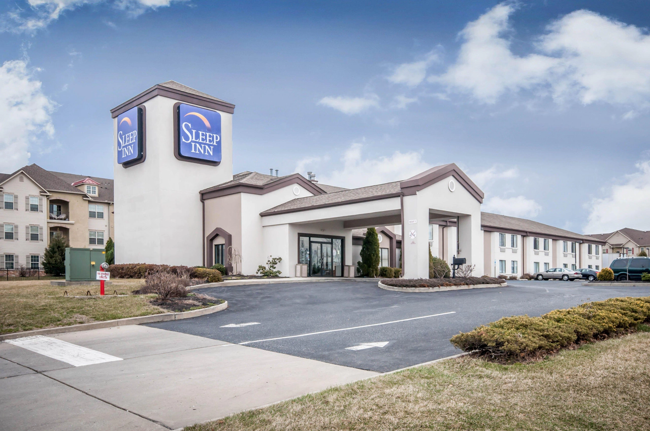 Country Inn & Suites by Radisson, Newark Airport