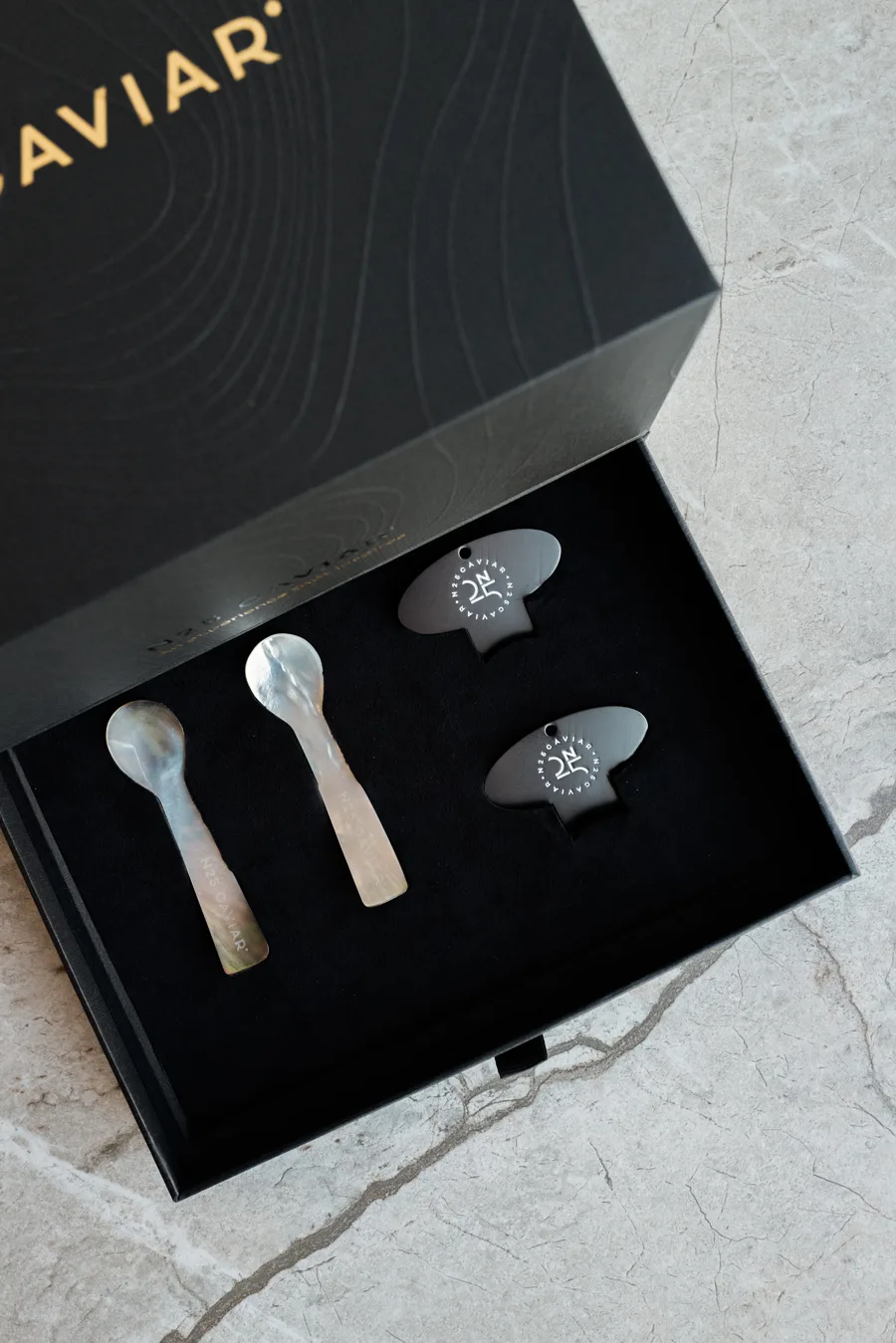 Mother of Pearl Spoons come in N25 Caviar box set