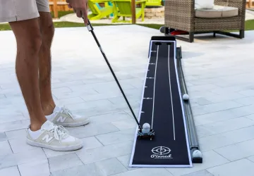 Pinned Golf's The Roller Putting Mat