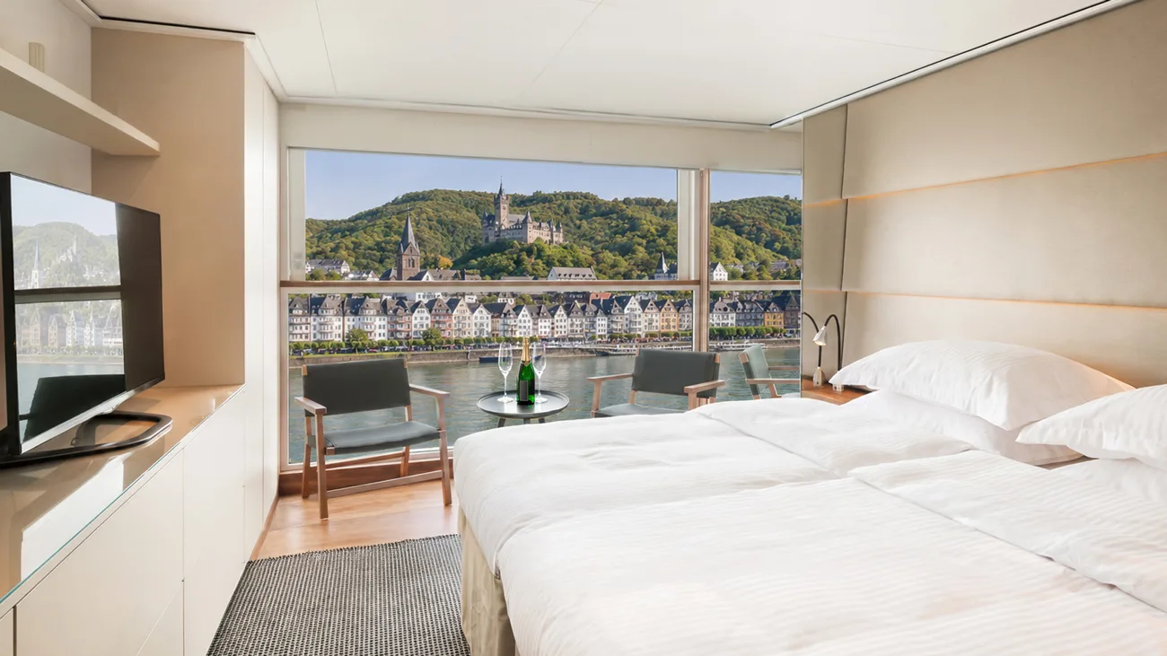 Emerald Dawn Grand Balcony Suite review