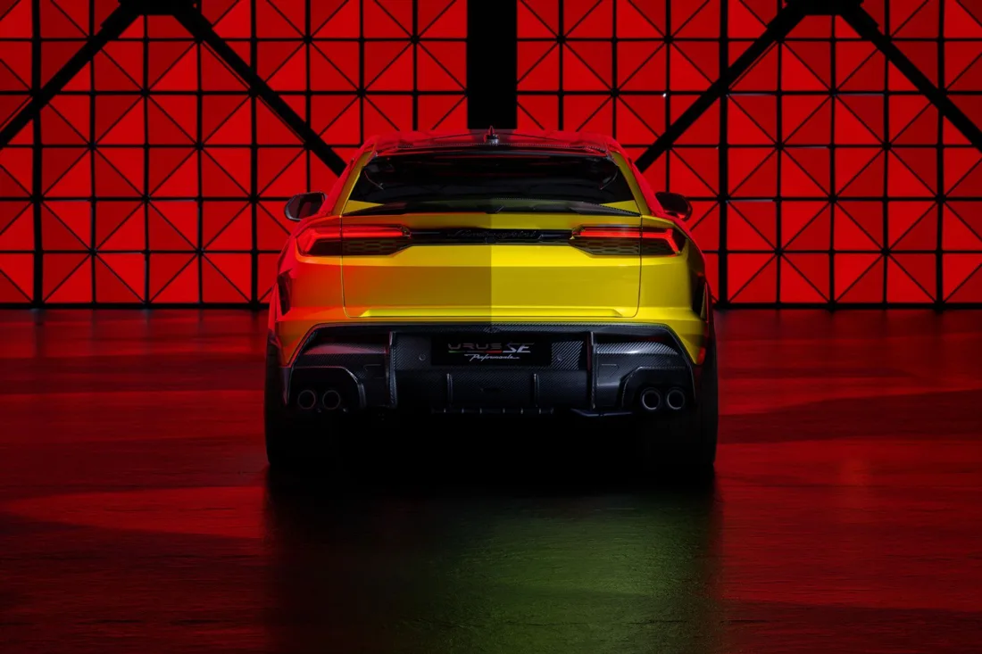 Exterior of Lamborghini's New Urus SE Performante