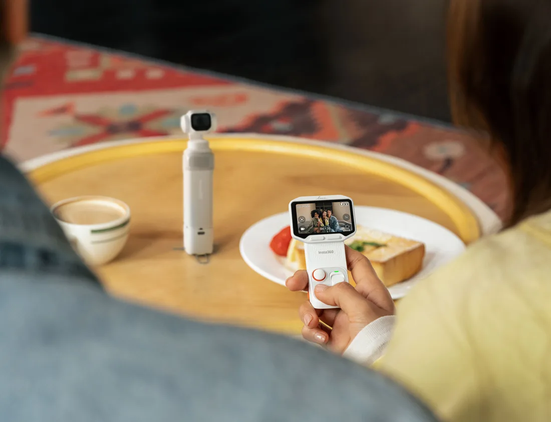 Insta360 Luna Pro detachable screen