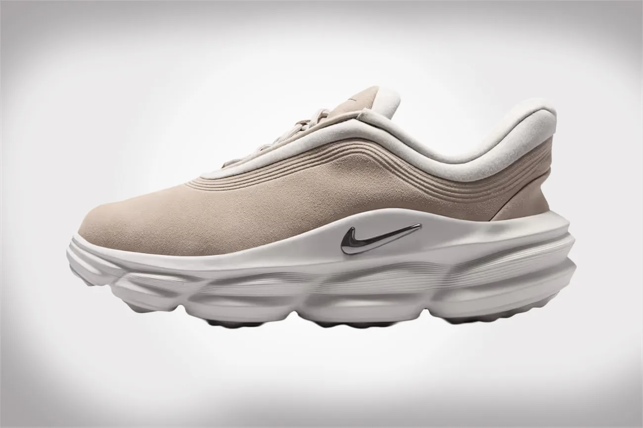 Nike 24.7 recovery shoes