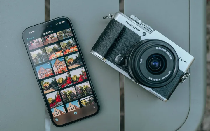 OM SYSTEM PEN Mirrorless Camera