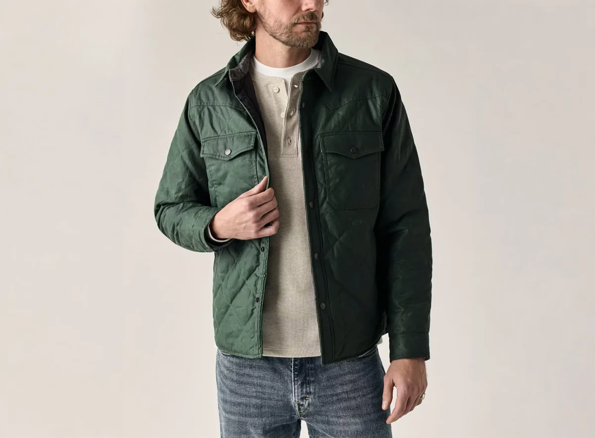Flint and Tinder Quilted Waxed Western Jacket in Hunter Green