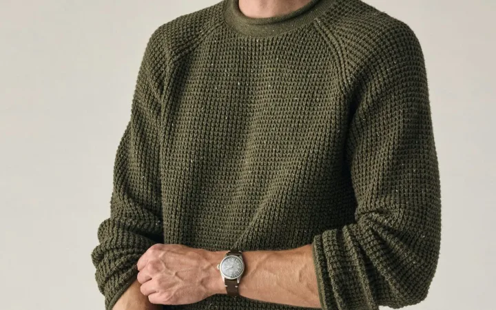 Flint and Tinder’s Headlands Roll-Neck Sweater Is the Fall Layer Done Right