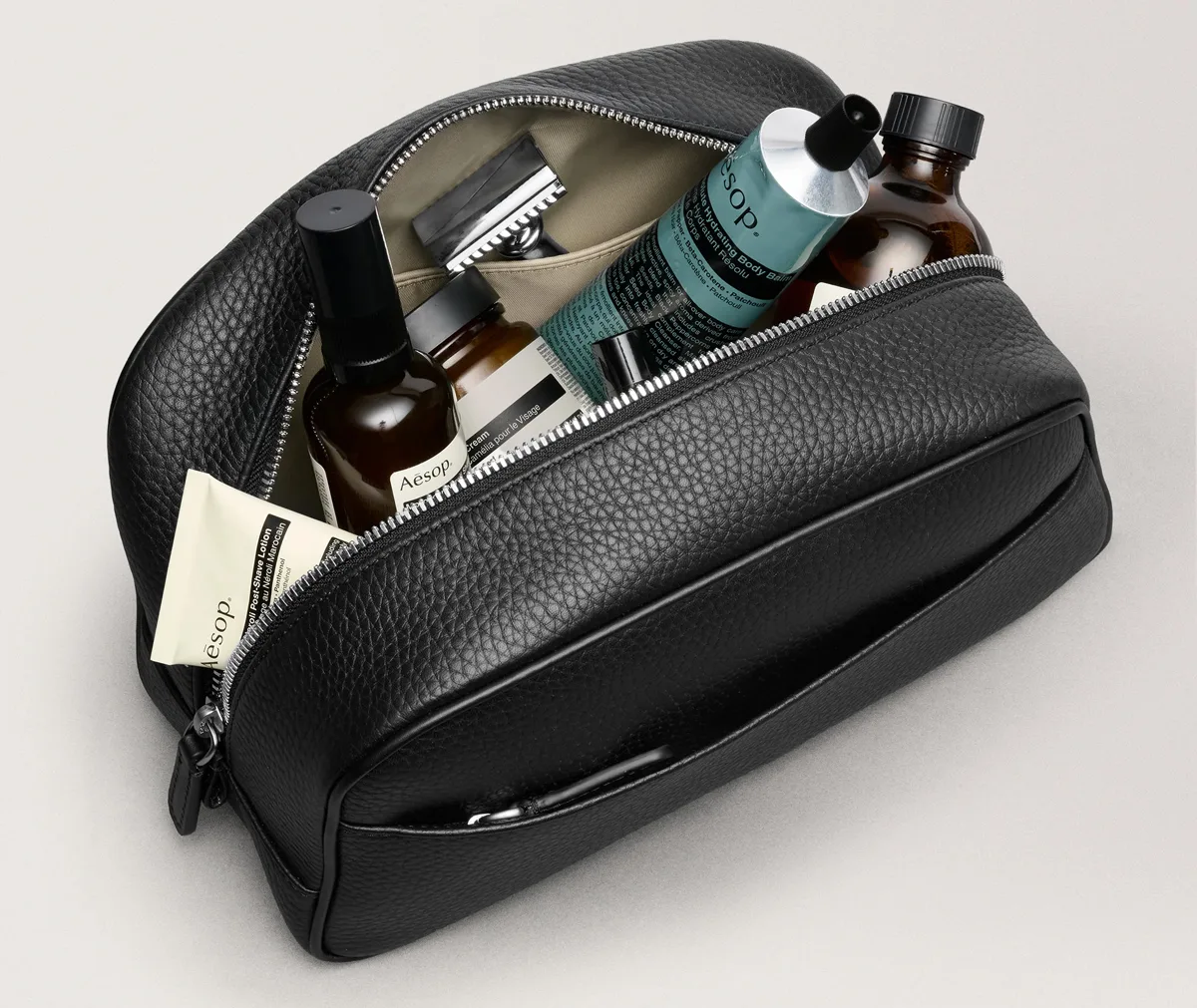 Leather washbag from Carl Friedrik