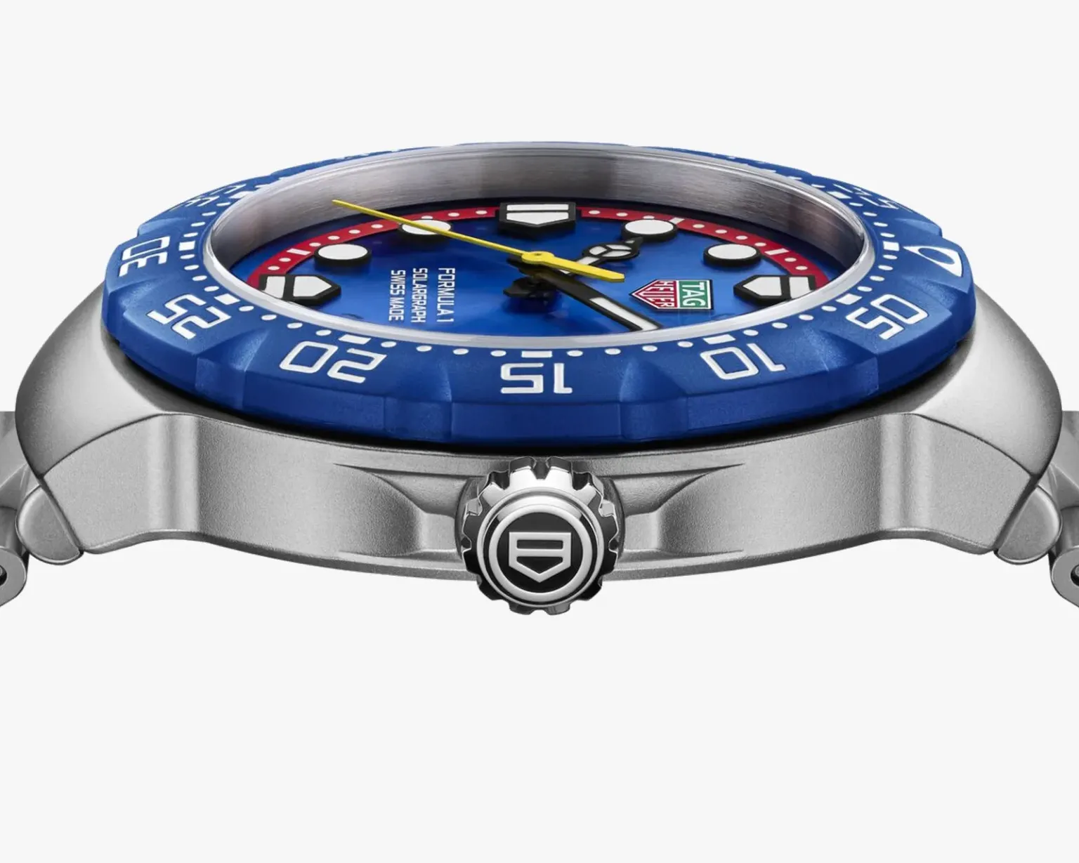 Crown of Tag Heuer F1 Solargraph x Oracle Red Bull Racing