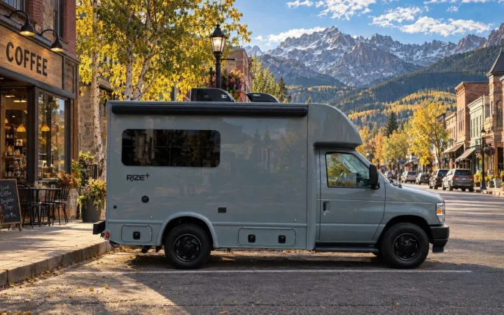 Thor Rize+ 18R: The Compact Camper That Splits the Difference