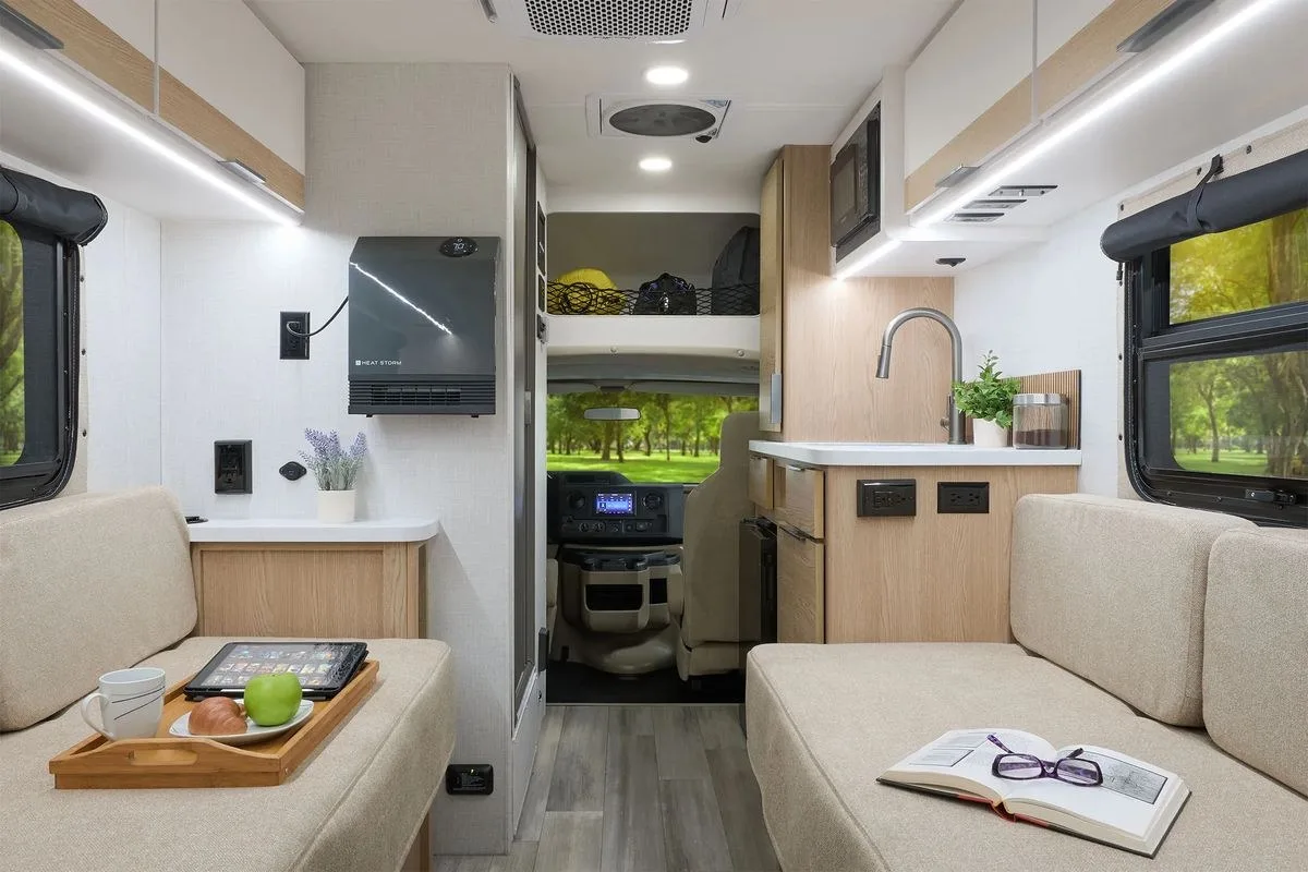 Thor Rize+ 18R interior with vis-a-vis sofas facing each other